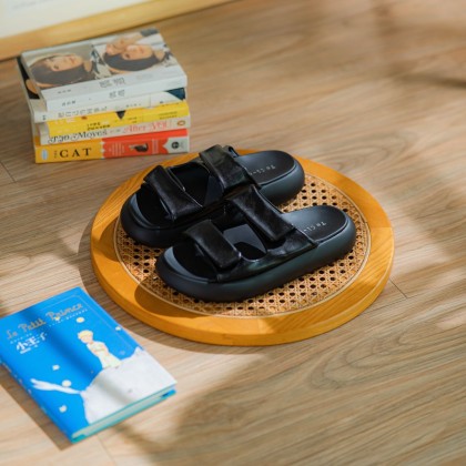 Blushy Mellow Sandals 粉嫩松软拖