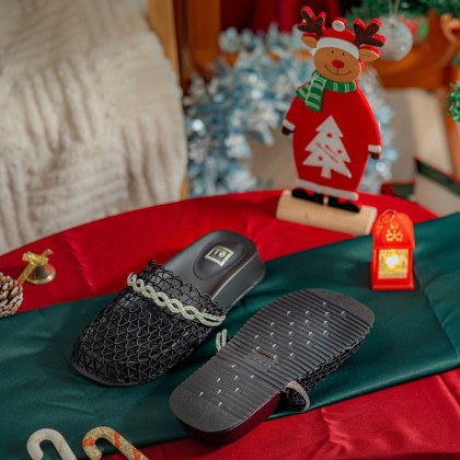 Evacuate Heightened Sandals 缕空加高款