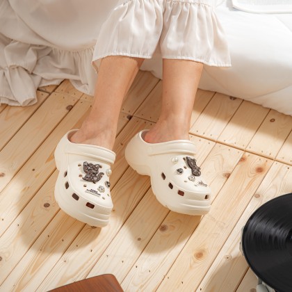 Black Kitten Sandals 猫咪洞洞鞋